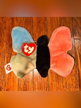 TY Flutter Beanie Baby Butterfly 3rd Gen Swing Tag 2nd Gen Tush Tag